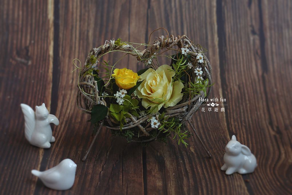 乾燥花體驗課、不凋花體驗課、情人體驗、永生花 不凋花 乾燥花花藝課程 台中、永生花 玻璃、乾燥花 玻璃、親子手作體驗